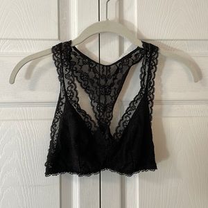 SET OF TWO BRALETTES